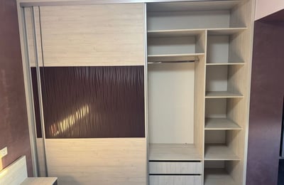 Rent of a comfortable furnished 3-room apartment, 91 m², Constanța, Romania